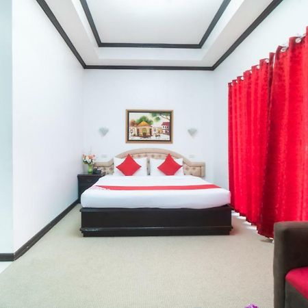 Oyo 197 Sunny Point Hotel ダバオ　シティ エクステリア 写真