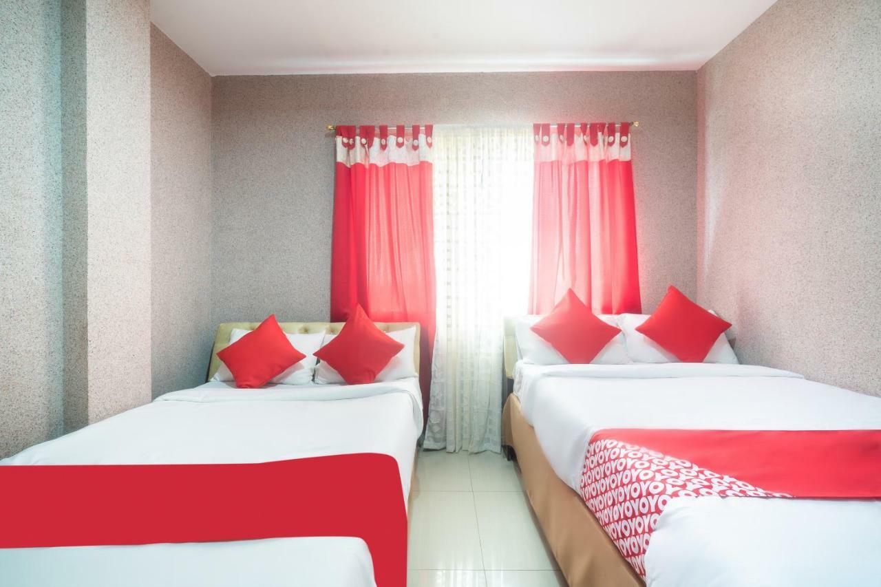 Oyo 197 Sunny Point Hotel ダバオ　シティ エクステリア 写真