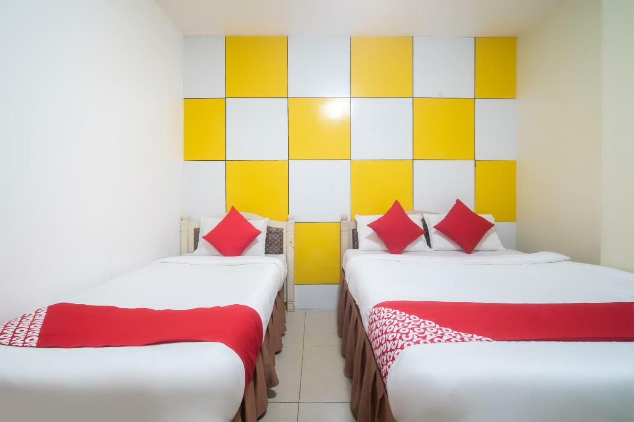 Oyo 197 Sunny Point Hotel ダバオ　シティ エクステリア 写真