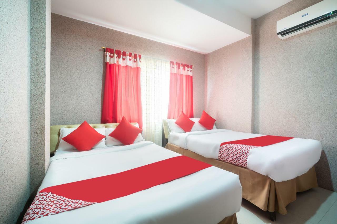 Oyo 197 Sunny Point Hotel ダバオ　シティ エクステリア 写真