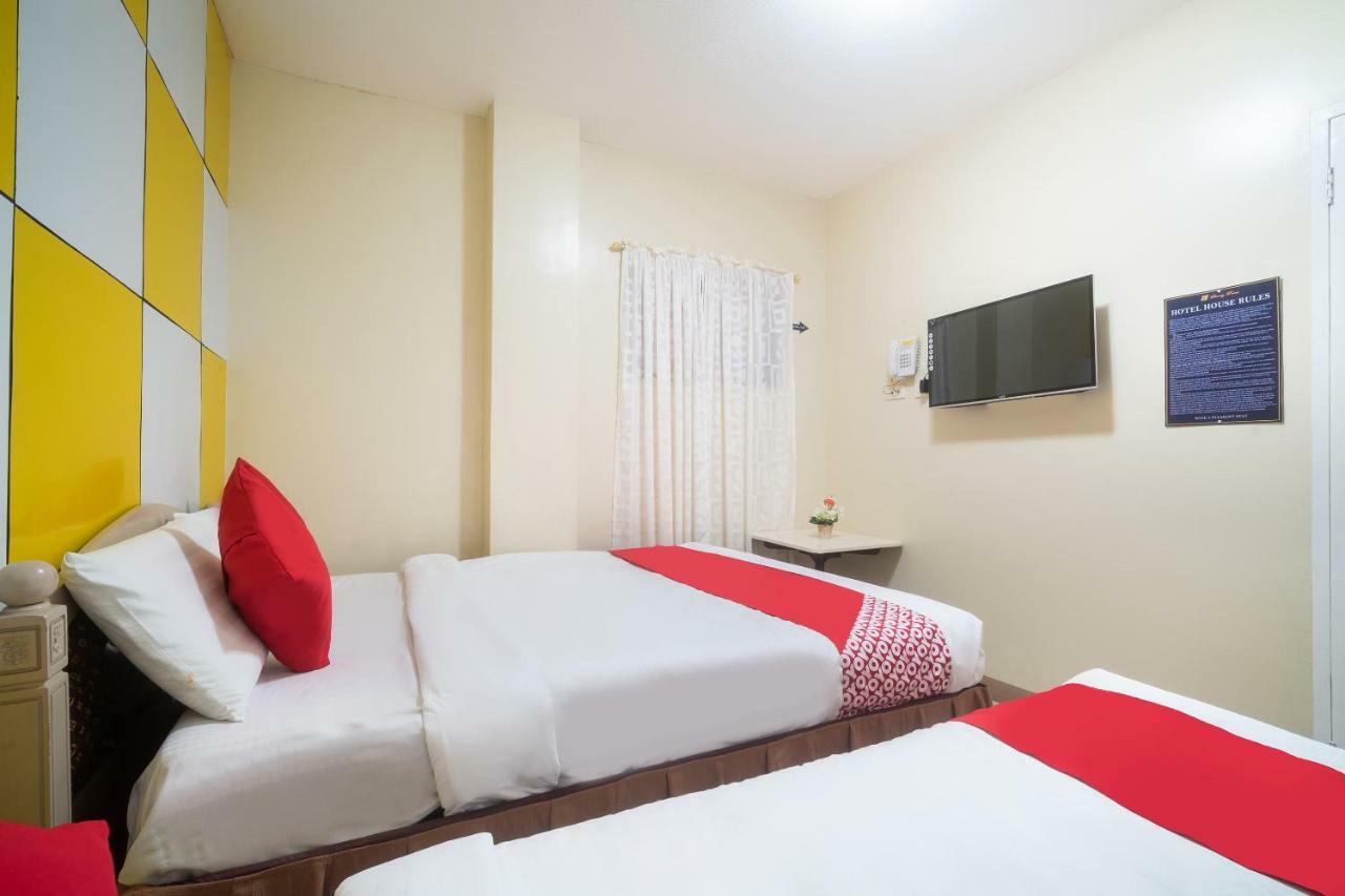 Oyo 197 Sunny Point Hotel ダバオ　シティ エクステリア 写真