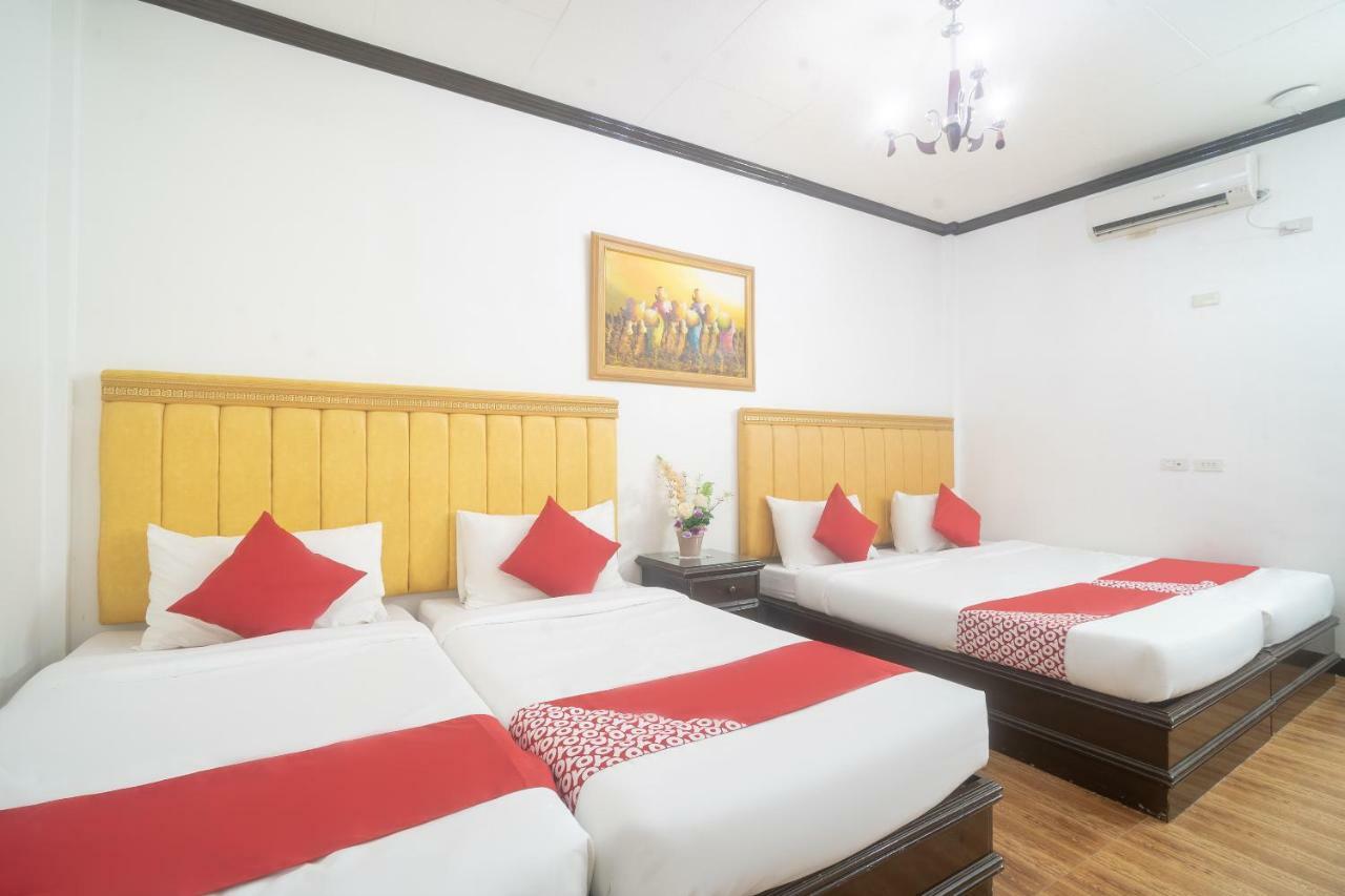 Oyo 197 Sunny Point Hotel ダバオ　シティ エクステリア 写真
